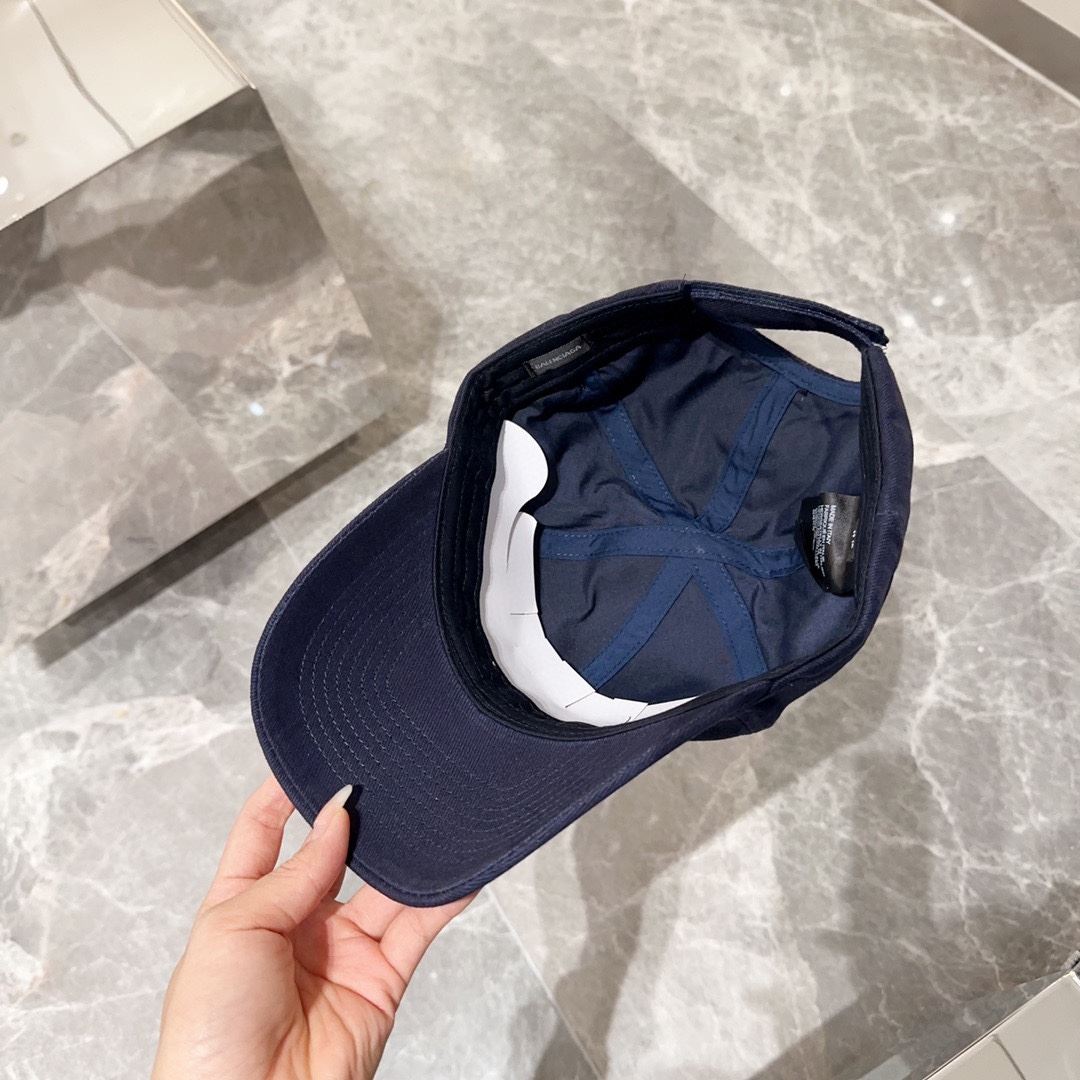 Balenciaga Caps